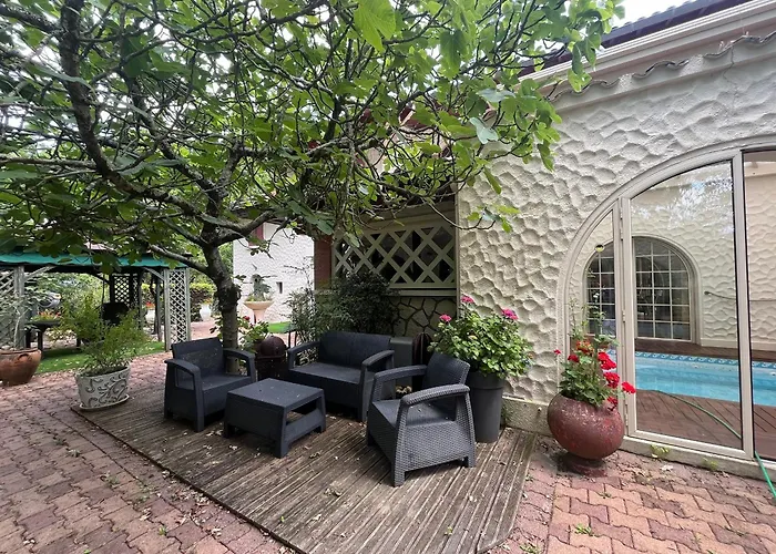 Avec Piscine Interieure, 5 Chambres, Proche Et Commerces A - Fr-1-374-220 Βίλα Αρασόν