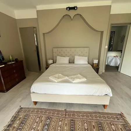 Avec Piscine Interieure, 5 Chambres, Proche Et Commerces A - Fr-1-374-220 ארסשון