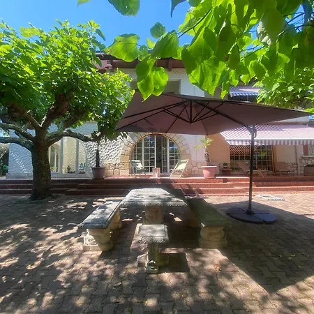 Villa Avec Piscine Intérieure, 5 Chambres, Proche Et Commerces à - Fr-1-374-220 Arcachon